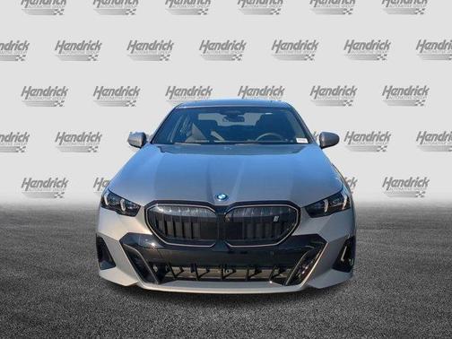 2025 BMW i5 eDrive40