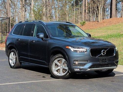 2019 Volvo XC90 T5 Momentum