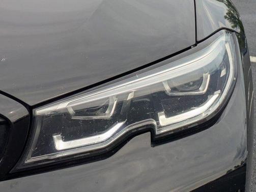 2021 BMW 330 i xDrive