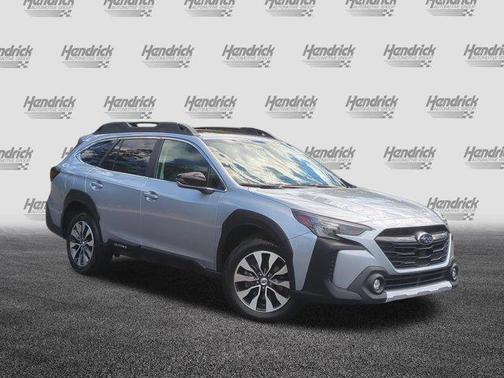 Ice Silver Metallic 2024 Subaru Outback Limited XT
