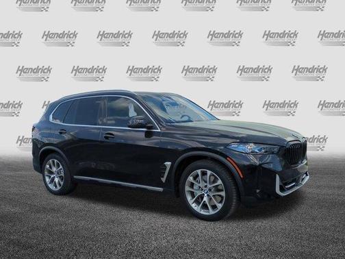 Black Sapphire Metallic 2025 BMW X5 PHEV xDrive50e