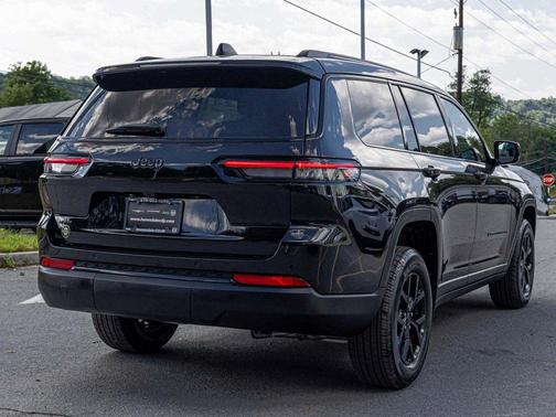 2025 Jeep Grand Cherokee L Altitude