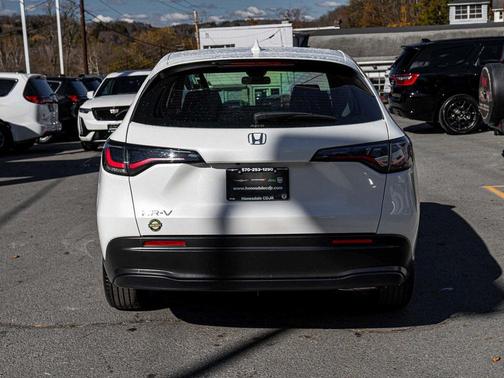 2025 Honda HR-V LX