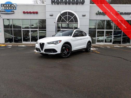 2024 Alfa Romeo Stelvio Veloce AWD