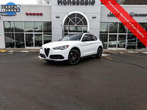 2024 Alfa Romeo Stelvio Veloce AWD
