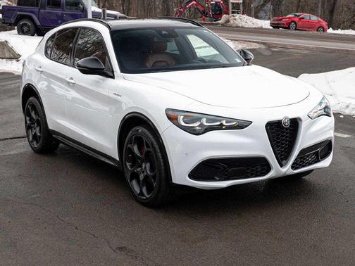 2024 Alfa Romeo Stelvio Veloce AWD