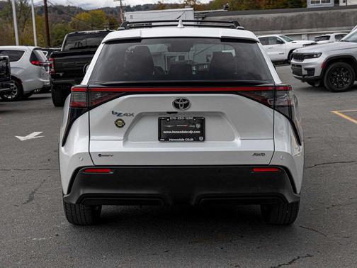 2024 Toyota bZ4X XLE