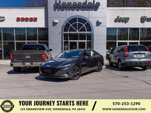 Portofino Gray 2023 Hyundai ELANTRA SEL