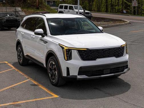 2024 Kia Sorento S