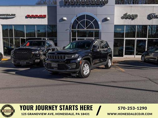 2023 Jeep Grand Cherokee Laredo