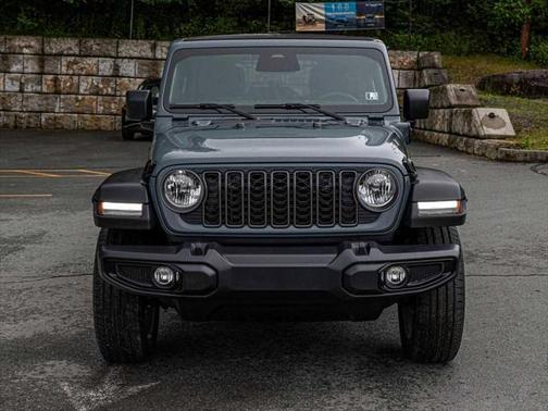 2025 Jeep Wrangler 4xe Sport S