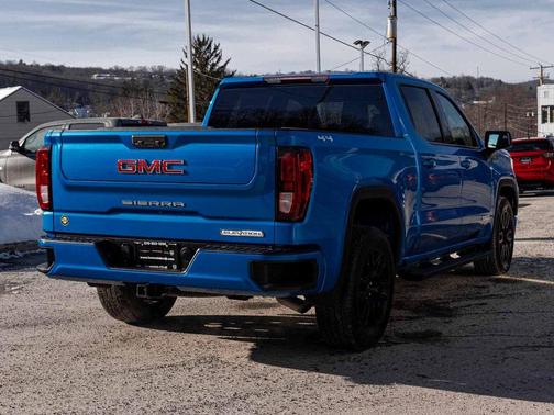 2022 GMC Sierra 1500 Elevation