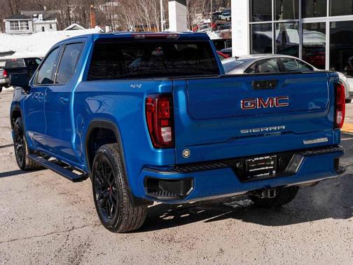 2022 GMC Sierra 1500 Elevation
