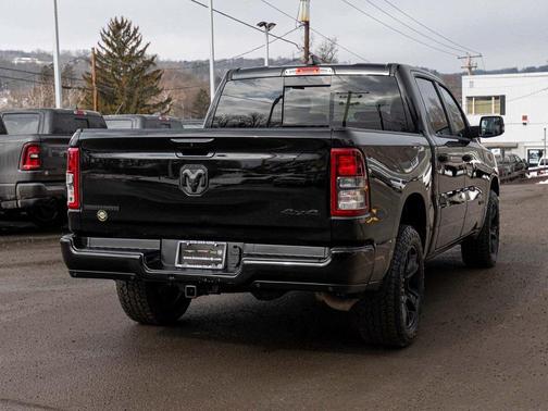2024 RAM 1500 Big Horn/Lone Star