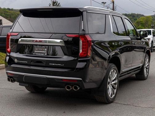 Onyx Black 2021 GMC Yukon Denali