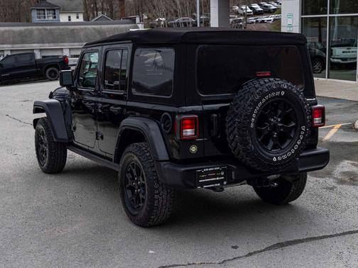 2021 Jeep Wrangler Willys
