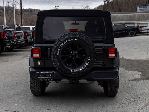 2021 Jeep Wrangler Willys