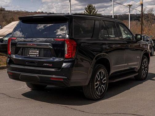 2021 GMC Yukon 4WD AT4