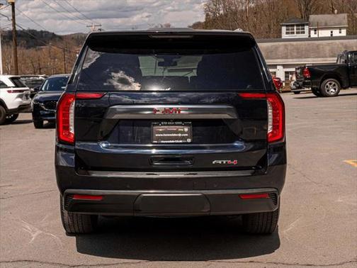 2021 GMC Yukon 4WD AT4