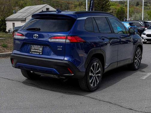 2024 Toyota Corolla Cross XLE