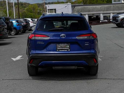 2024 Toyota Corolla Cross XLE