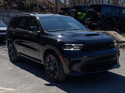 DB Black Clearcoat 2026 Dodge Durango GT Plus