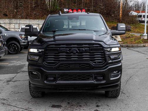 2026 RAM 2500 Warlock Crew Cab 4x4 6'4' Box