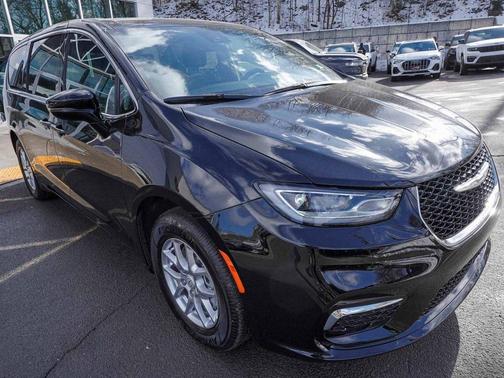 2026 Chrysler Pacifica L