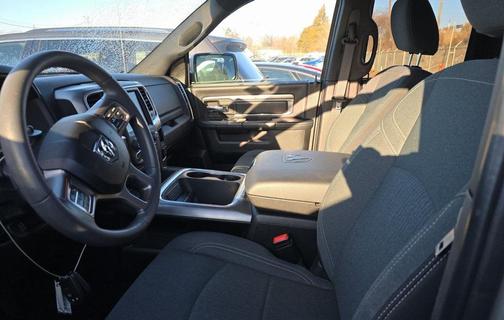 2022 RAM 1500 Classic Warlock Quad Cab 4x4 6'4' Box