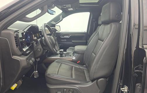 Black 2024 Chevrolet Silverado 1500 High Country