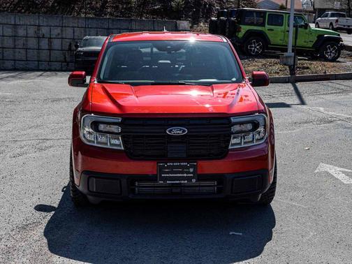 Hot Pepper Red Tinted Clearcoat Metallic 2022 Ford Maverick Lariat