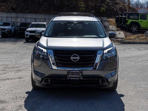 2023 Nissan Pathfinder SV 4WD