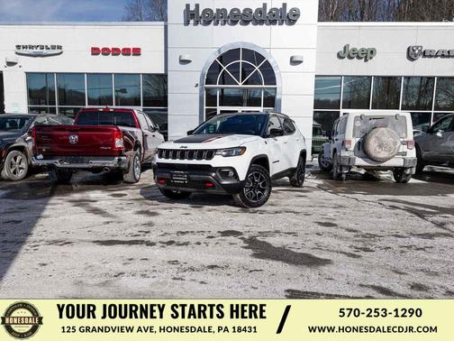 2025 Jeep Compass Trailhawk