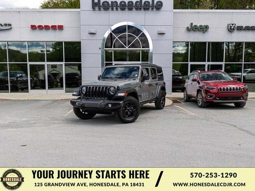 Sting-Gray Clearcoat 2023 Jeep Wrangler Willys