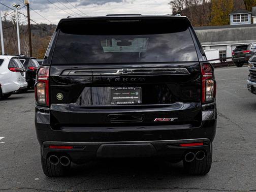 2022 Chevrolet Tahoe 4WD RST