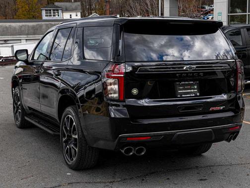 2022 Chevrolet Tahoe 4WD RST