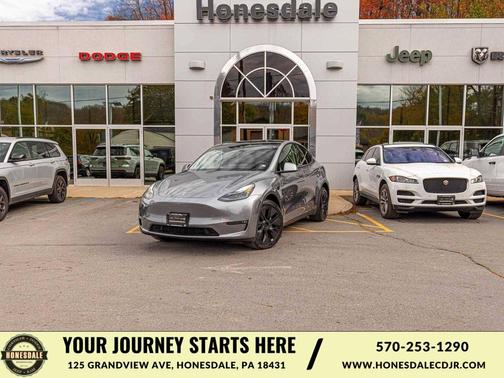 2025 Tesla Model Y Long Range Dual Motor All-Wheel Drive
