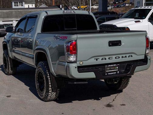 2022 Toyota Tacoma TRD Sport