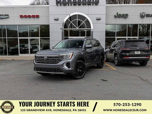 2025 Volkswagen Atlas 2.0T SE w/Technology 4MOTION