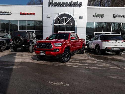2021 Toyota Tacoma TRD Sport
