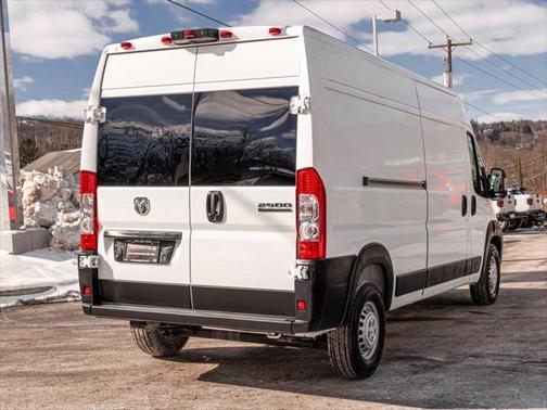 2024 RAM ProMaster 2500 Tradesman