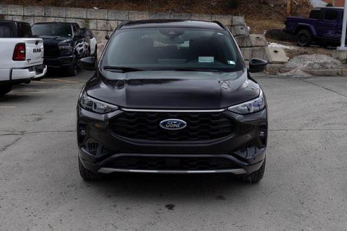 2025 Ford Escape ST-Line Elite