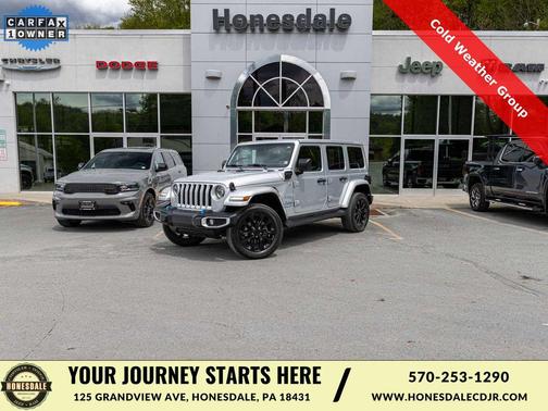 Silver Zynith Clearcoat 2023 Jeep Wrangler 4xe Sahara