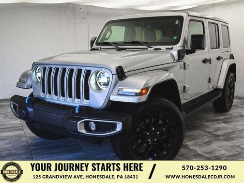 Silver Zynith Clearcoat 2023 Jeep Wrangler 4xe Sahara