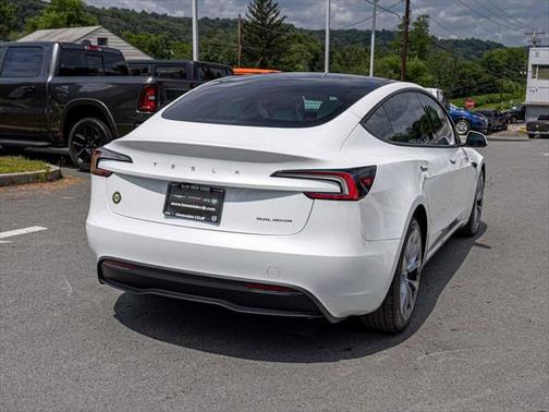 2025 Tesla Model 3 Long Range