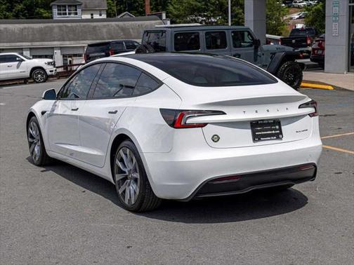 2025 Tesla Model 3 Long Range