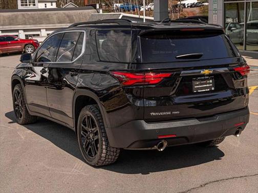 2022 Chevrolet Traverse LT Cloth