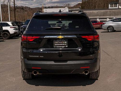2022 Chevrolet Traverse LT Cloth