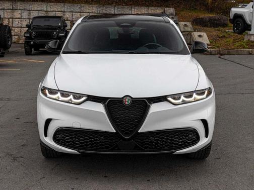 2024 Alfa Romeo Tonale Veloce EAWD