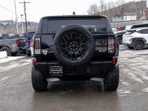2024 GMC HUMMER EV SUV 2X